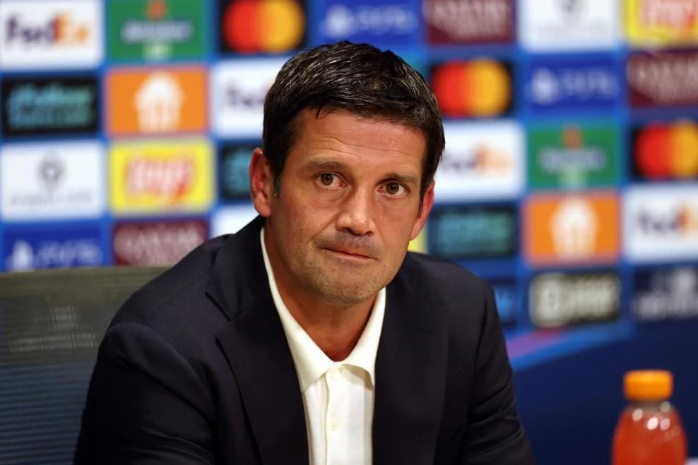 基于这支球, 成熟 基于这支球, 成熟