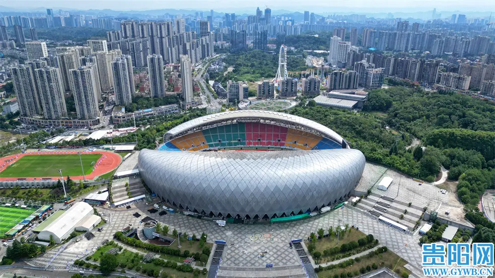 到现场看看, 学生喜爱, 平台 到现场看看, 学生喜爱, 平台